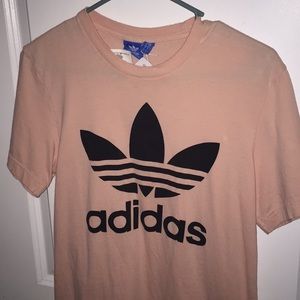 ADIDAS GRAPHIC TEE NWT
